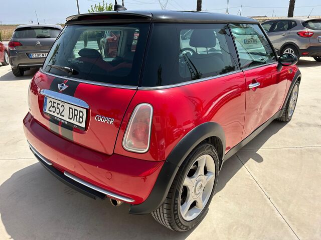 MINI COOPER 1.6 SPANISH LHD IN SPAIN 135000 MILES SUPERB LITTLE CAR 2005